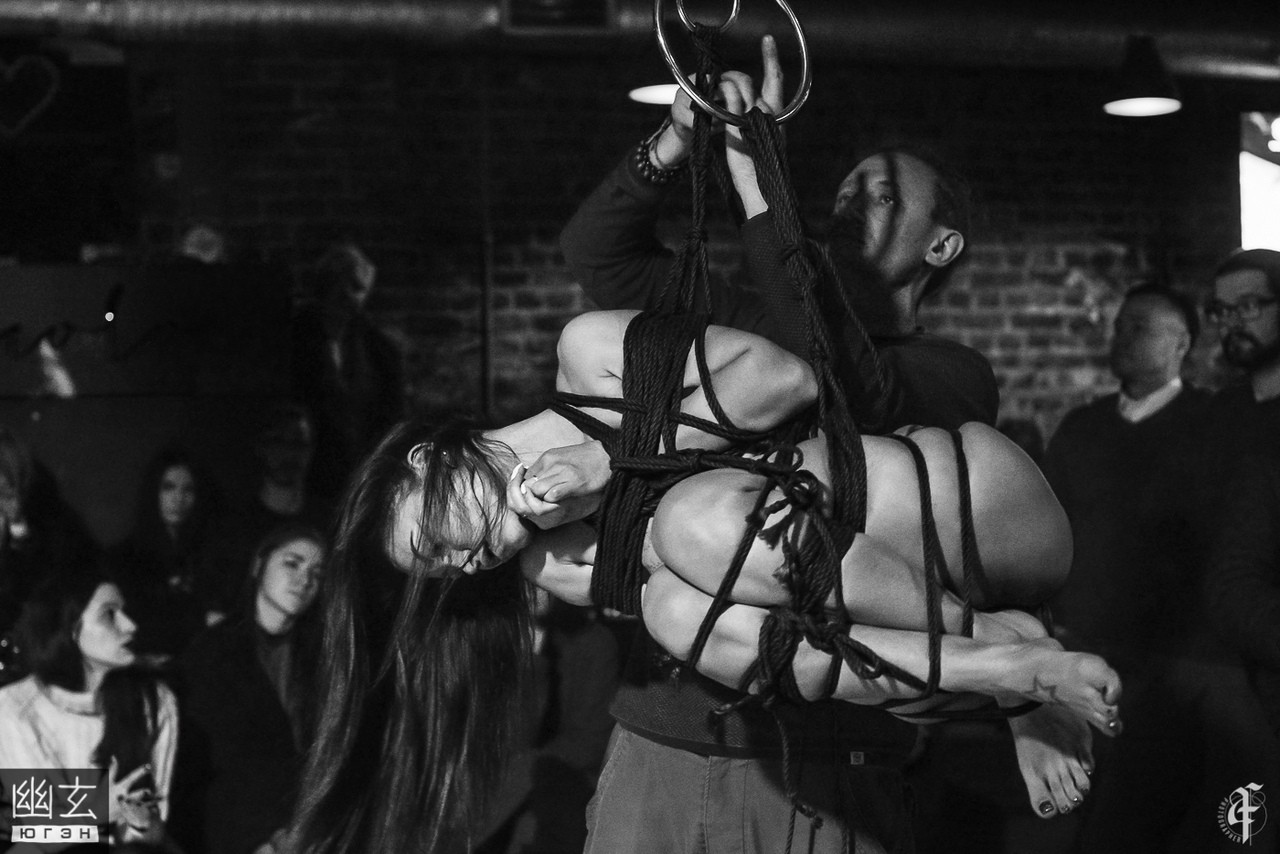 Shibari perfomance at Bondage Cafe SPb. Model: Denjamy Djovanny. Bondage: Mosafir. Photo: Anastasiya Filippova