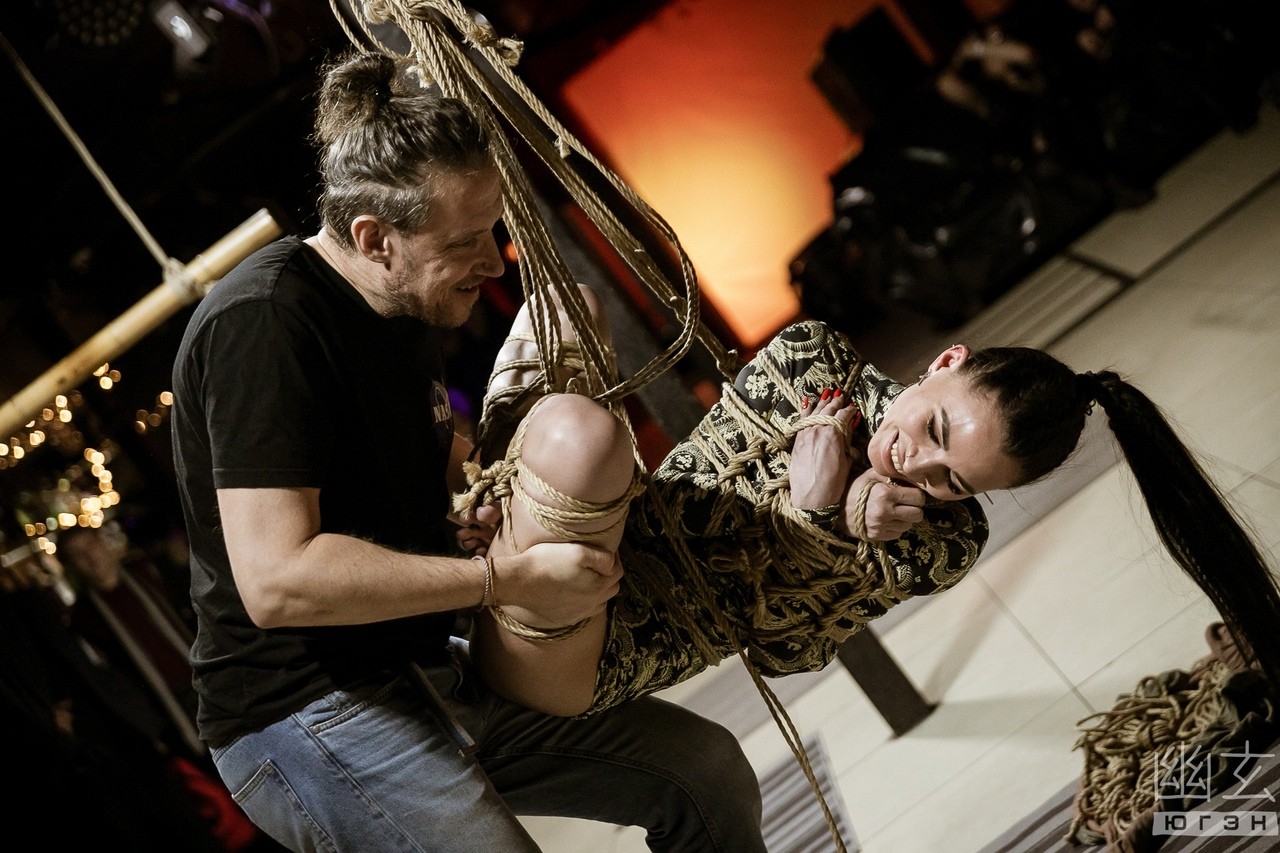 At Yugen shibari party. Mosafir and Denjamy Djovanny. Photo by Gestoor