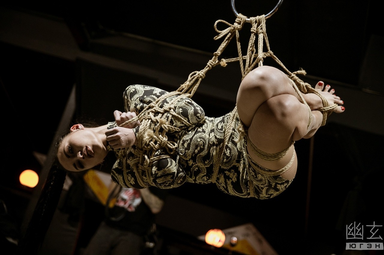 At Yugen shibari party. Mosafir and Denjamy Djovanny. Photo by Gestoor